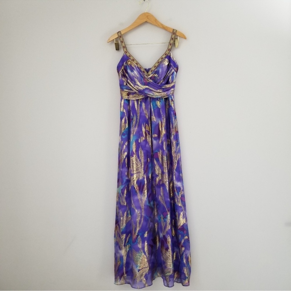COPY - ISO Nicole Miller Dress (Size 0/2/4)